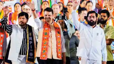 BMC Election Results 2026: BJP-Led Mahayuti Crosses Majority as Thackerays Trail, EVM Errors Delay Wards