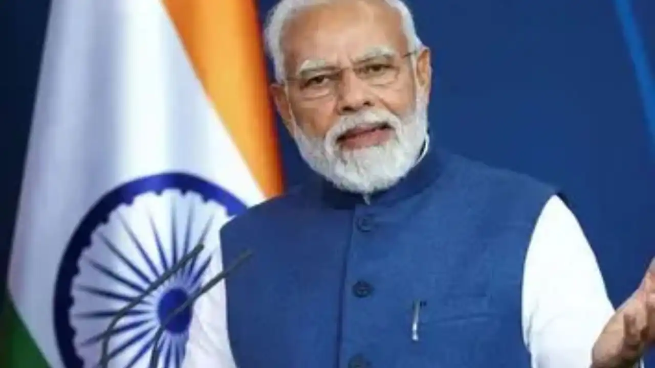 Modi, Macron Launch H125 Line in Mumbai Talks