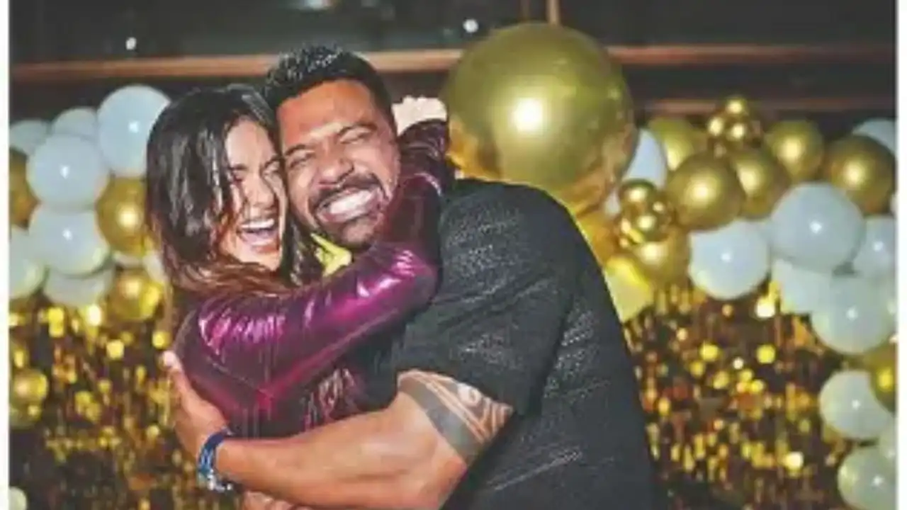 Divya Agarwal Responds to ‘Gold Digger’ Trolls