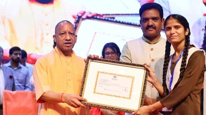 CM Yogi Transfers Rs 148 Crore to 4.6 Lakh UP Students