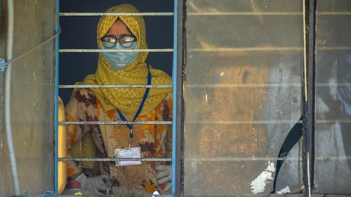 21 Lakh J&K Job Applications, Rs 114 Crore Fees and 38 Pending Exams