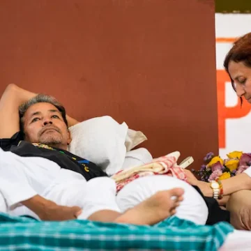Sonam Wangchuk's Wife Challenges Hospital Confinement in Delhi High Court Sonam Wangchuk’s Wife Moves Delhi High Court Over Alleged Illegal Confinement at Safdarjung Hospital
