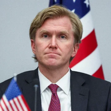 elbridge-colby-middle-powers-us-europe-relations US defence official Elbridge Colby speaks about middle powers and America's global defence strategy amid tensions with European allies.