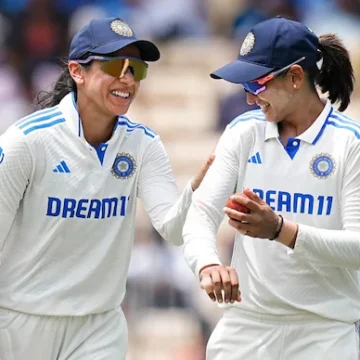 smriti-mandhana-india-captaincy-debate Smriti Mandhana Ready for India Captaincy? Coach Backs Her Leadership