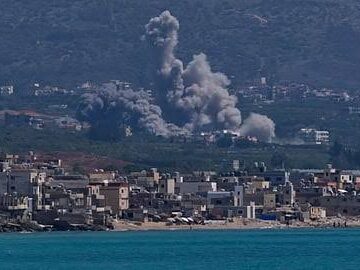us-iran-conflict-hormuz-escalation US Launches Fresh Strikes on Iran as Tehran Targets Bahrain and Kuwait