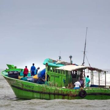 Sri Lanka Arrests 9 Indian Fishermen, Seizes Trawler Near Talaimannar