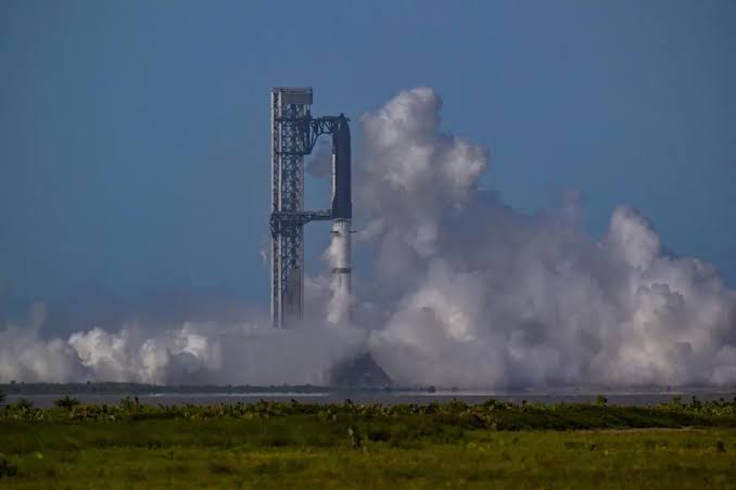 images (6) SpaceX Aborts Starship Launch Seconds Before Liftoff After Engine Issue