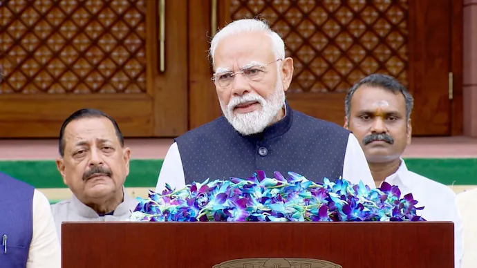 PM Modi Praises Skyroot Aerospace During Parliament Address PM Modi Takes Swipe at Rahul Gandhi While Praising Skyroot’s Rocket Success