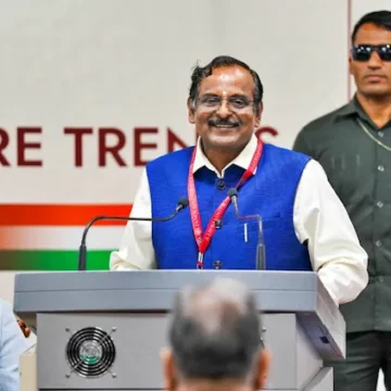 isro-scientists-resignations-2026 Why ISRO Scientists Are Leaving: Higher Pay, Startups Fuel Exit Wave