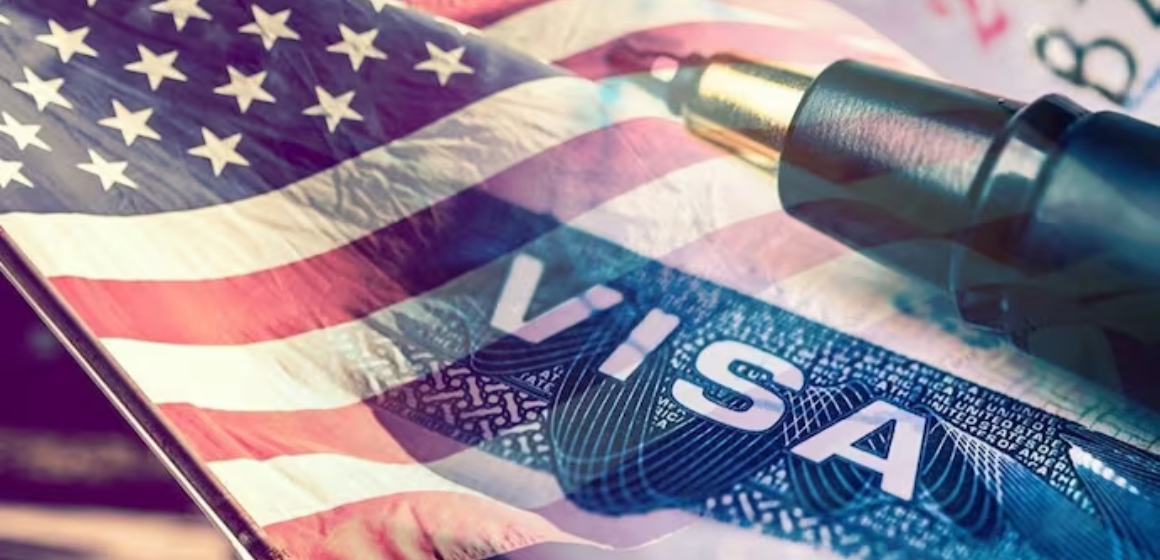 Untitled design (55) US Pauses Visa Appointments Worldwide Amid Trump’s Immigration Crackdown